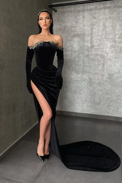 Deep Discounts Black Long Mermaid Velvet Off Shoulder Split Prom Dress with Sleeves, DP2213