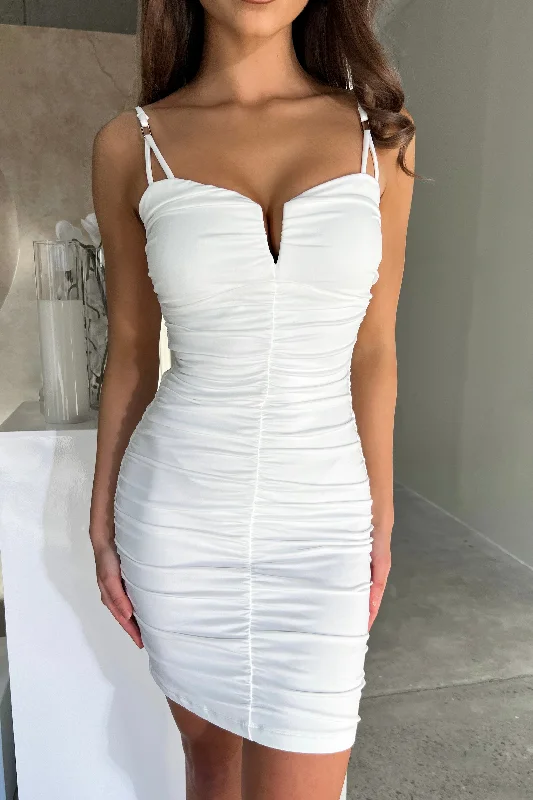 Bonus Savings IN THE DARK DRESS - WHITE