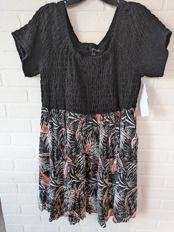 Inventory Reduction Black & White Dress Casual Short Torrid, Size 2x