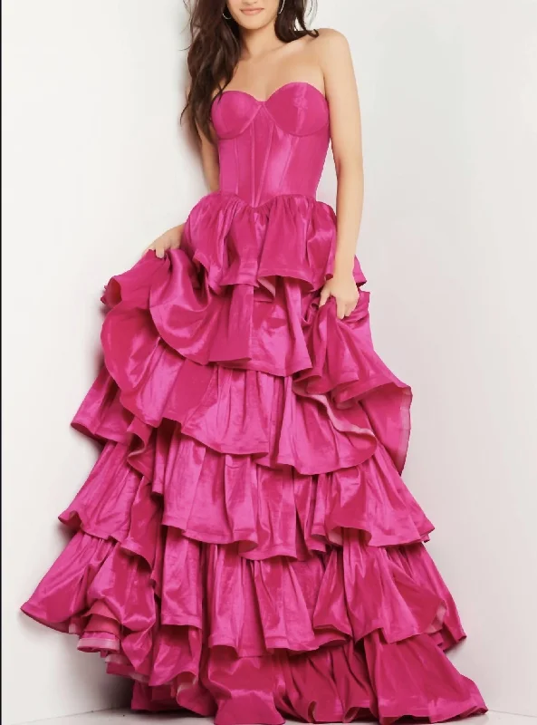 Discount Extravaganza Strapless Ruffle Skirt Gown In Fuchsia