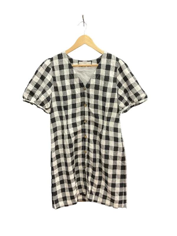 Bonus Savings Black & White Dress Casual Short Loft, Size L