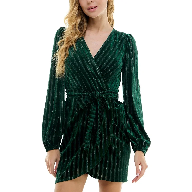 Markdown Madness Juniors Womens Velvet Metallic Wrap Dress