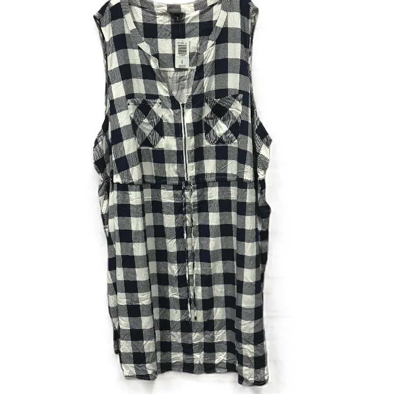 Daily Deals Blue & White Dress Casual Short By Torrid, Size: 6