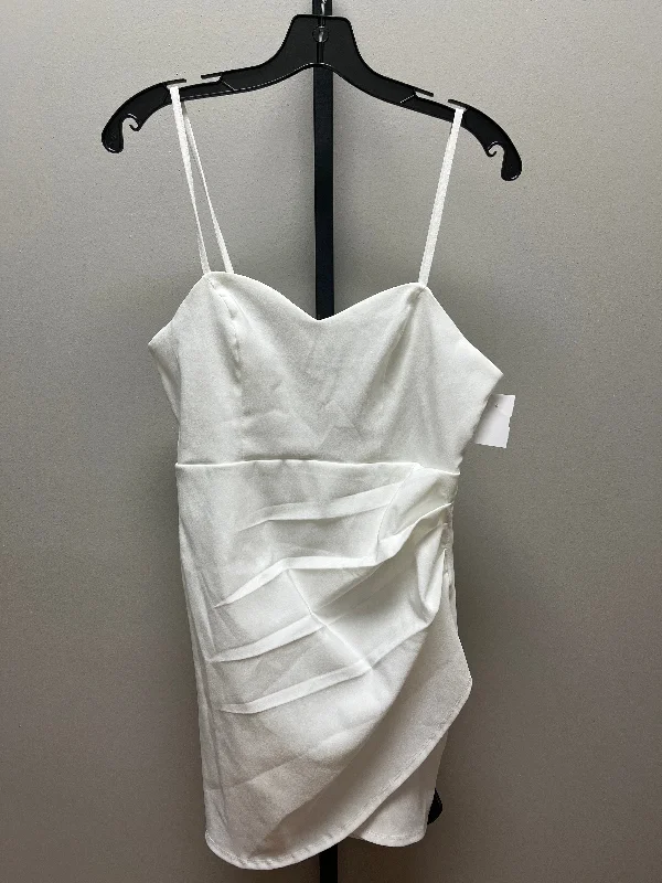 Super Bargain White Dress Casual Short Clothes Mentor, Size Xl
