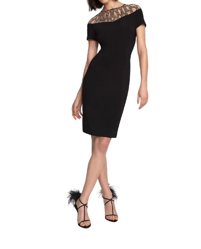 Special Offer Detailed Neck Elegant Dress In Black