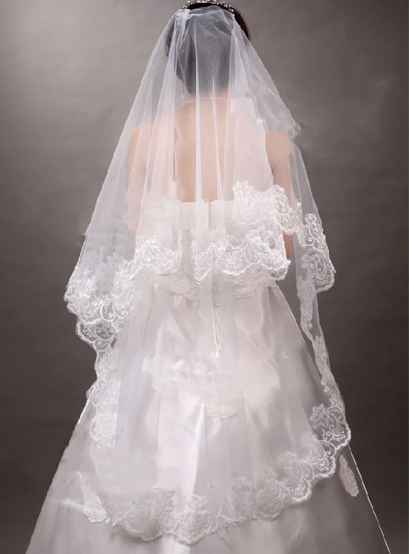 Holiday Sale 2 Meters Lace Appliqued Off White Bridal Veil