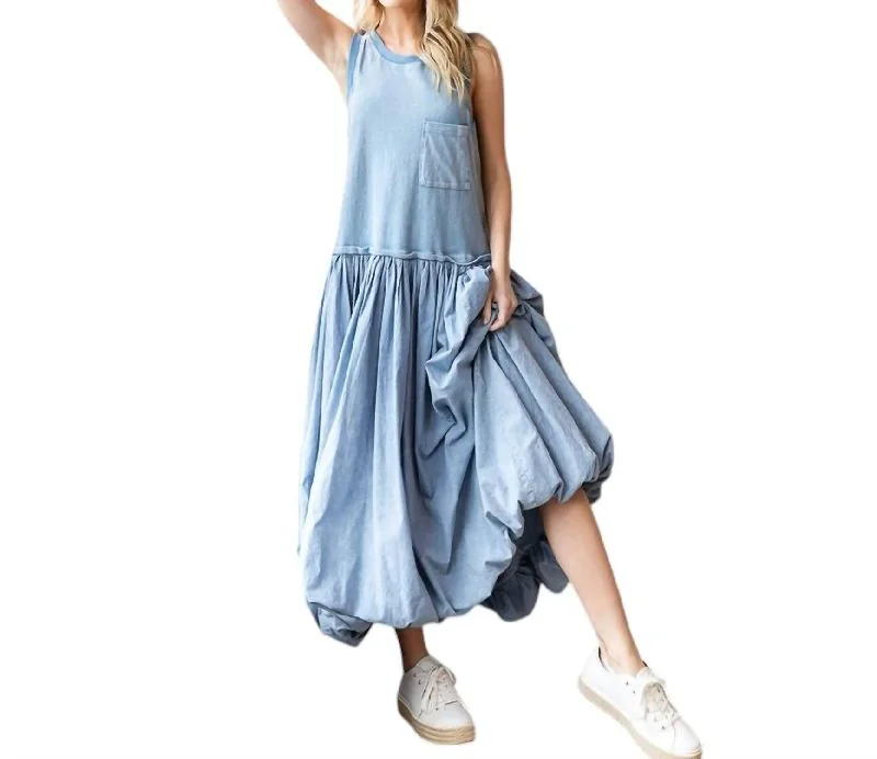 Epic Deals Washed Sleeveless Balloon Skirt Dress In Light Denim