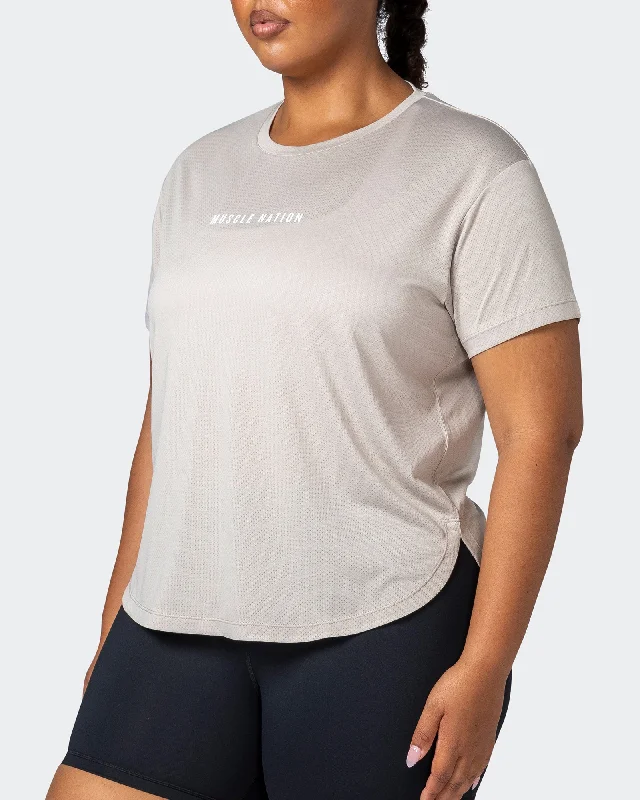 Huge Discounts Limitless Training Tee - Bone