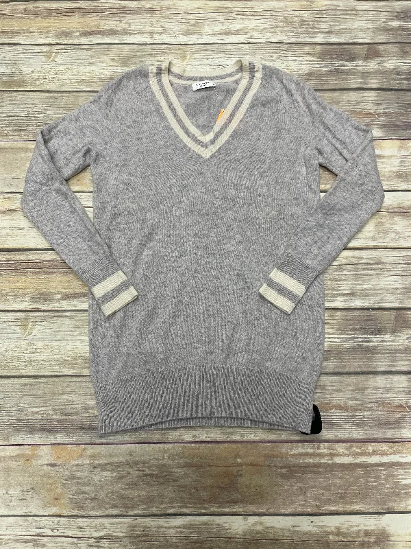 Can't Miss Sweater By Equipment  Size: Xs