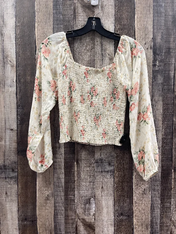 Grand Opening Sale Top Long Sleeve By American Eagle  Size: S