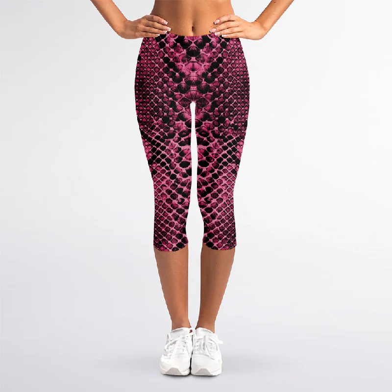 Massive Deals Pink And Black Snakeskin Print Women's Capri Leggings