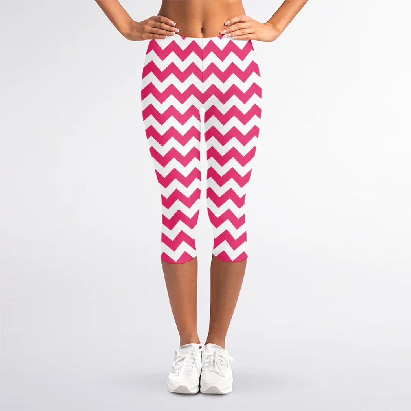Super Savings Pink And White Chevron Pattern Print Women's Capri Leggings