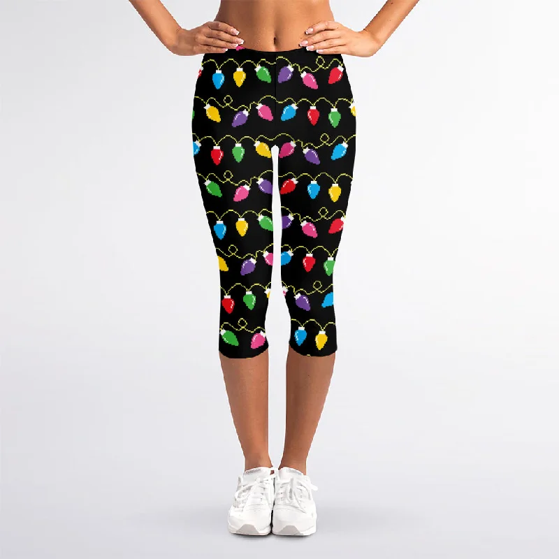 Reduced Prices Pixel Christmas Lights Print Women's Capri Leggings