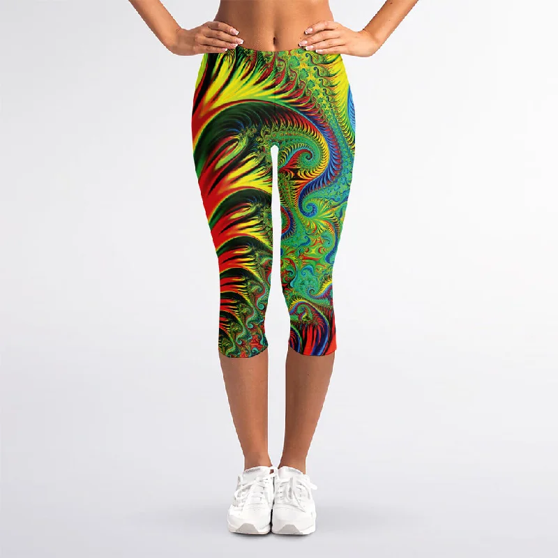Fantastic Offers Psychedelic Fractal Print Women's Capri Leggings