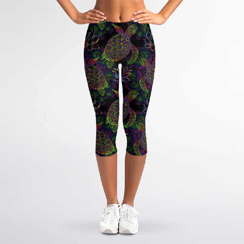 Price Buster Psychedelic Sea Turtle Pattern Print Women's Capri Leggings