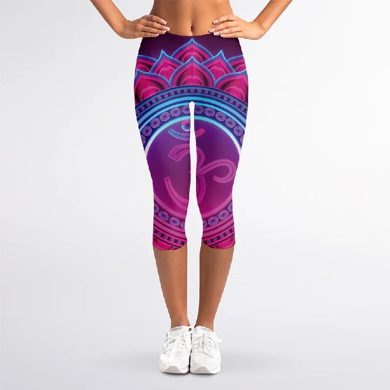 Huge Discounts Purple And Teal Om Mandala Print Women's Capri Leggings