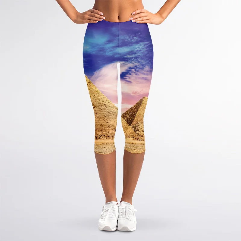 Super Sale Purple Cloud Pyramid Print Women's Capri Leggings