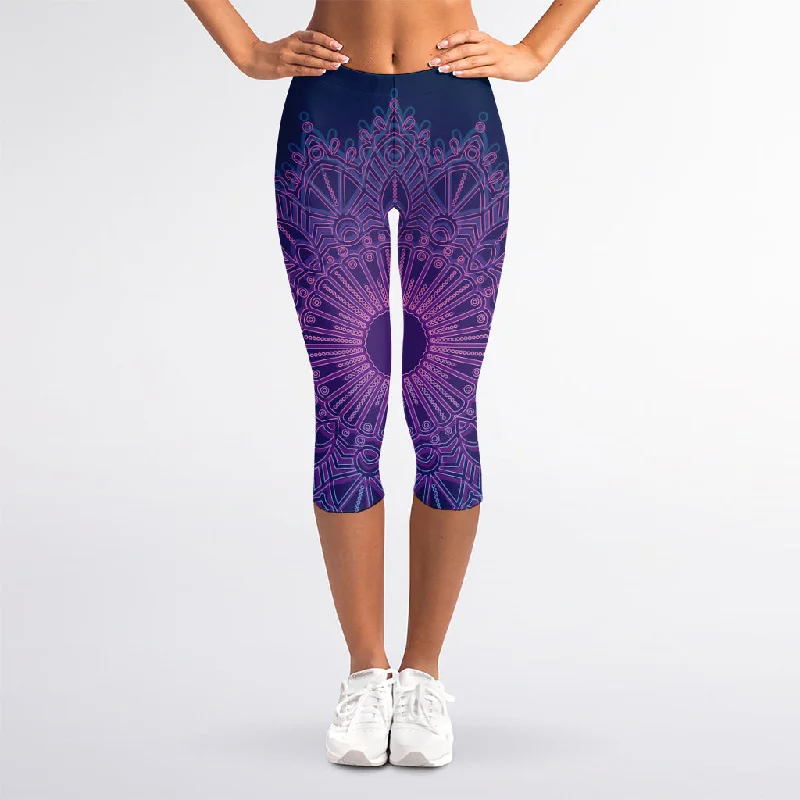 Super Sale Purple Trippy Mandala Print Women's Capri Leggings