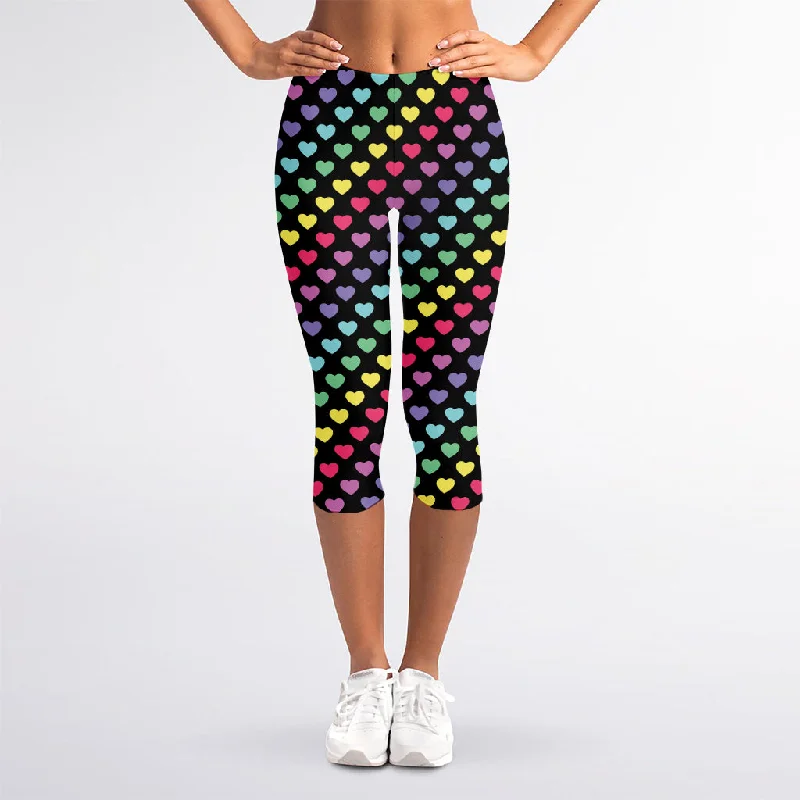 Take Advantage Rainbow Heart Pattern Print Women's Capri Leggings