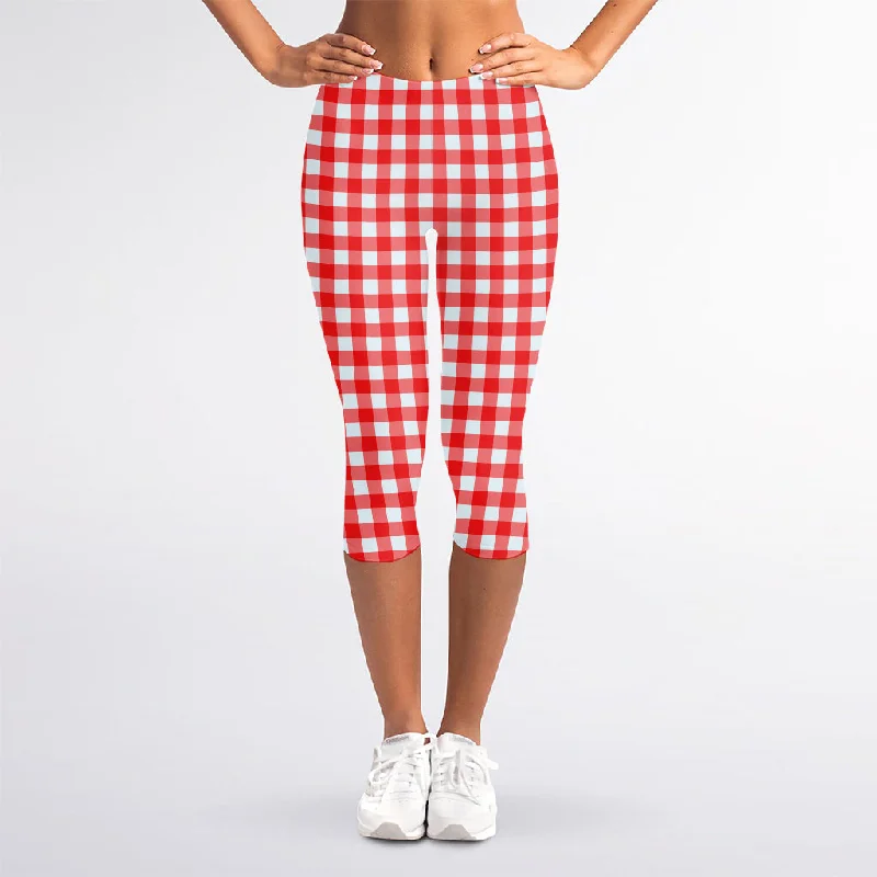 Can't Miss Red And White Check Pattern Print Women's Capri Leggings