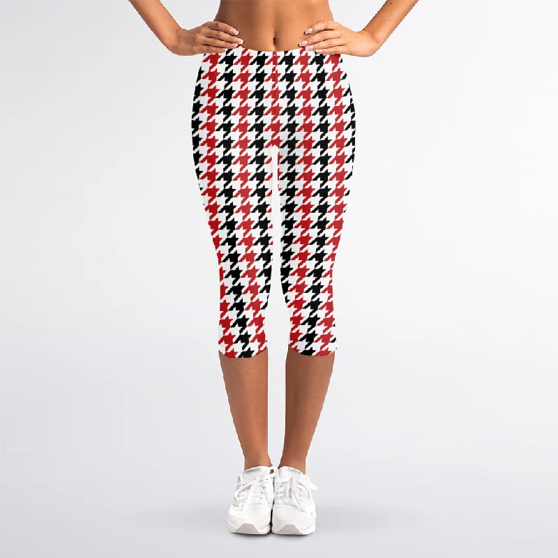 Savings Galore Red Black And White Houndstooth Print Women's Capri Leggings