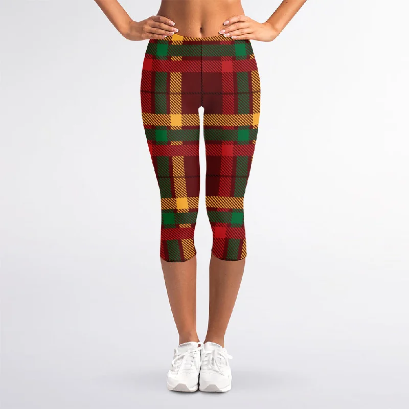 Price Cut Red Green And Yellow Stewart Print Women's Capri Leggings
