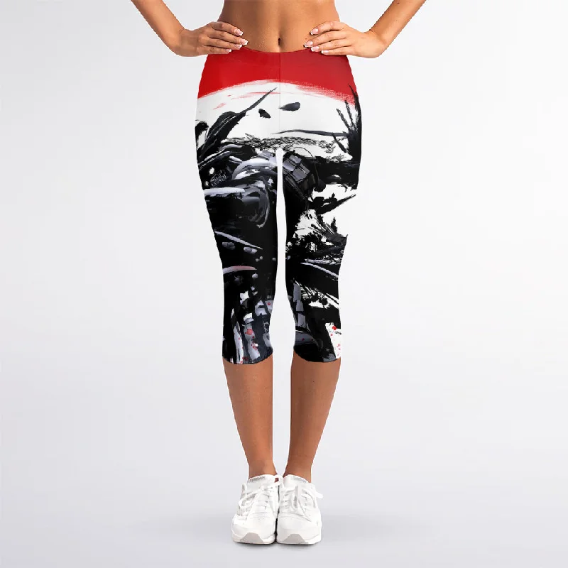 Value Deals Samurai And Crow Print Women's Capri Leggings