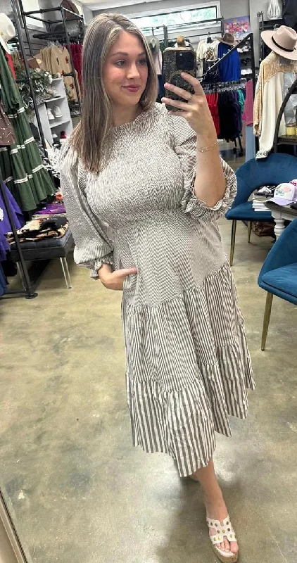 Final Markdown Falling Leaves Midi Dress