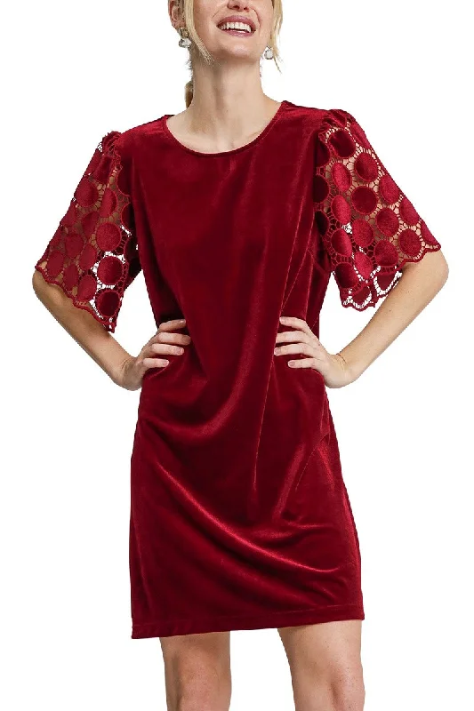 Deep Discounts Festive Night Dress