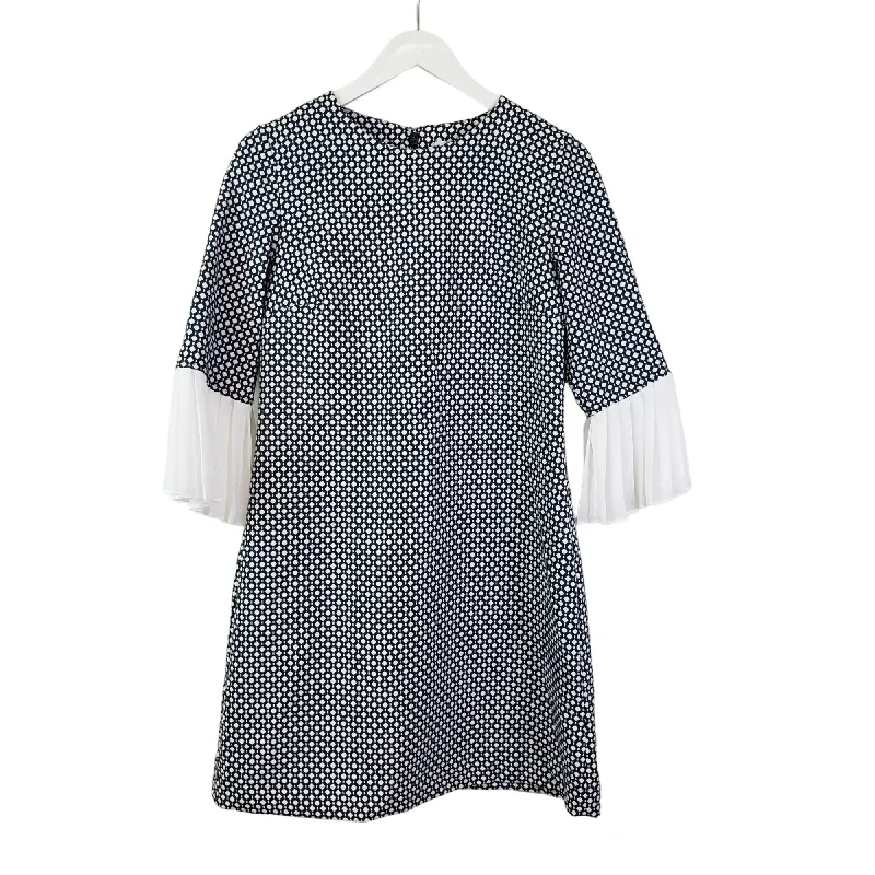 Overstock Sale New York & Company Diamond Pattern Shift Dress Size Small