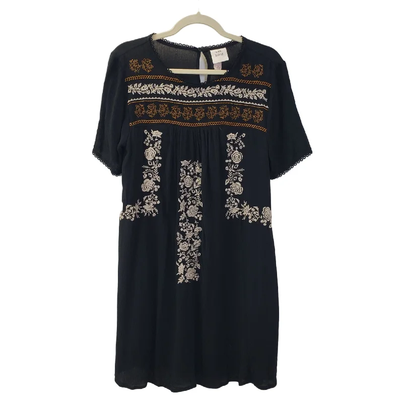 Price Rollback NWT Knox Rose Embroidered Boho Mini Dress Size Small