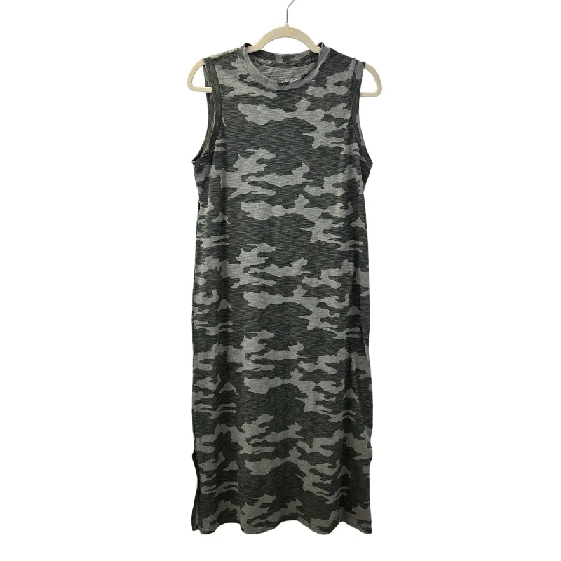 Price Drop Alert NWT Universal Thread Camouflage Midi Tank Dress Size Small