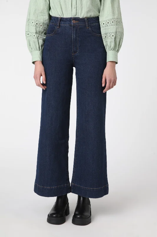 Price Reduction Sweet Heart Jean