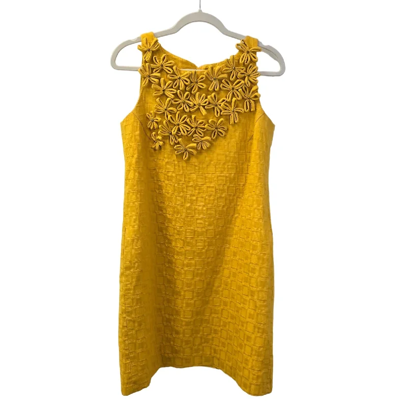 Instant Discount Taylor Floral and Beaded Applique Textured Shift Dress Size 6