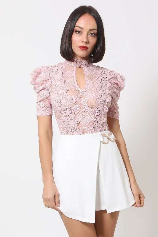 Can't Miss Lace Bodysuit W/front Key Hole Opening Details