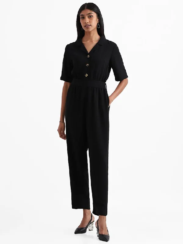 Deal Zone Wardrobe Solid Black Buttoned Jumpsuit with Belt