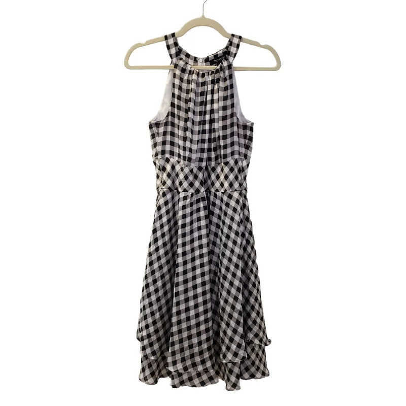Super Savings White House Black Market Gingham Print Fit & Flare Dress Size 8/6